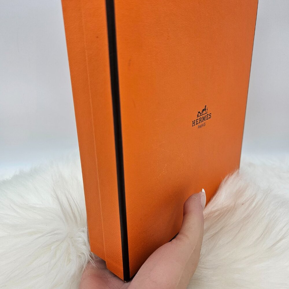 Authentic Hermès Gift Box (Empty) - Picture 2 of 7
